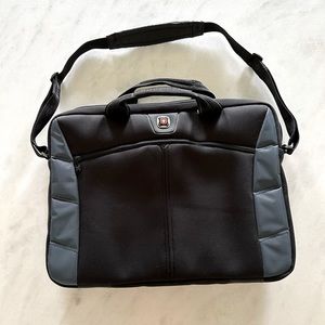 SwissGear by Wenger‎ Laptop Bag with Shoulder Strap